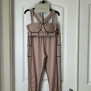 Womens Size Medium  Athletic  Outfit